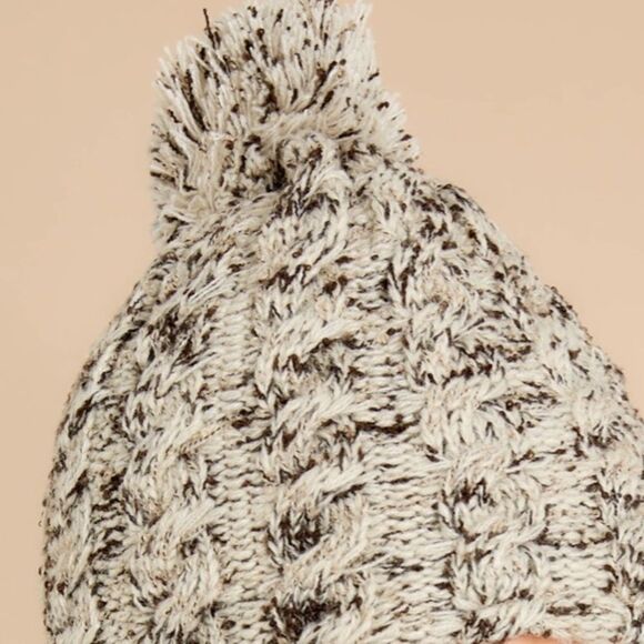 Neutral Peruvian Hat‎ - Picture 5 of 8